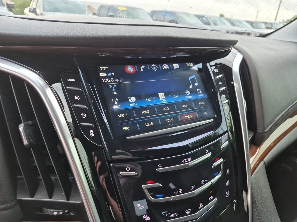 Used 2020 BLACK RAVEN Cadillac Premium Luxury image 28