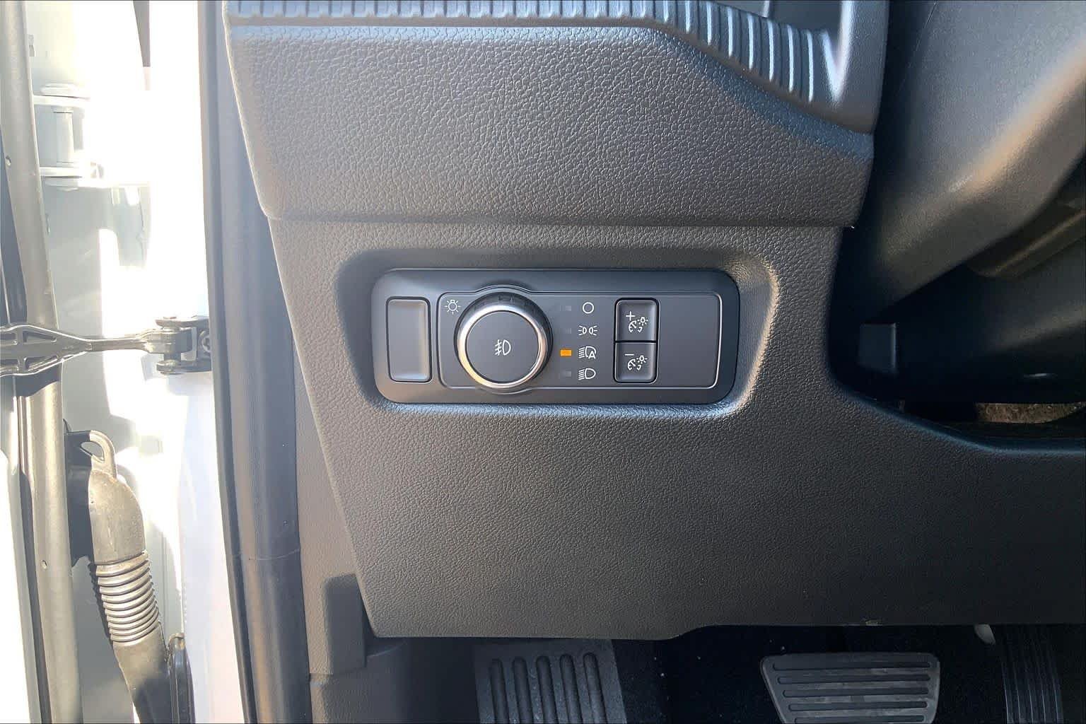 New 2026 Oxford White Ford XL image 20