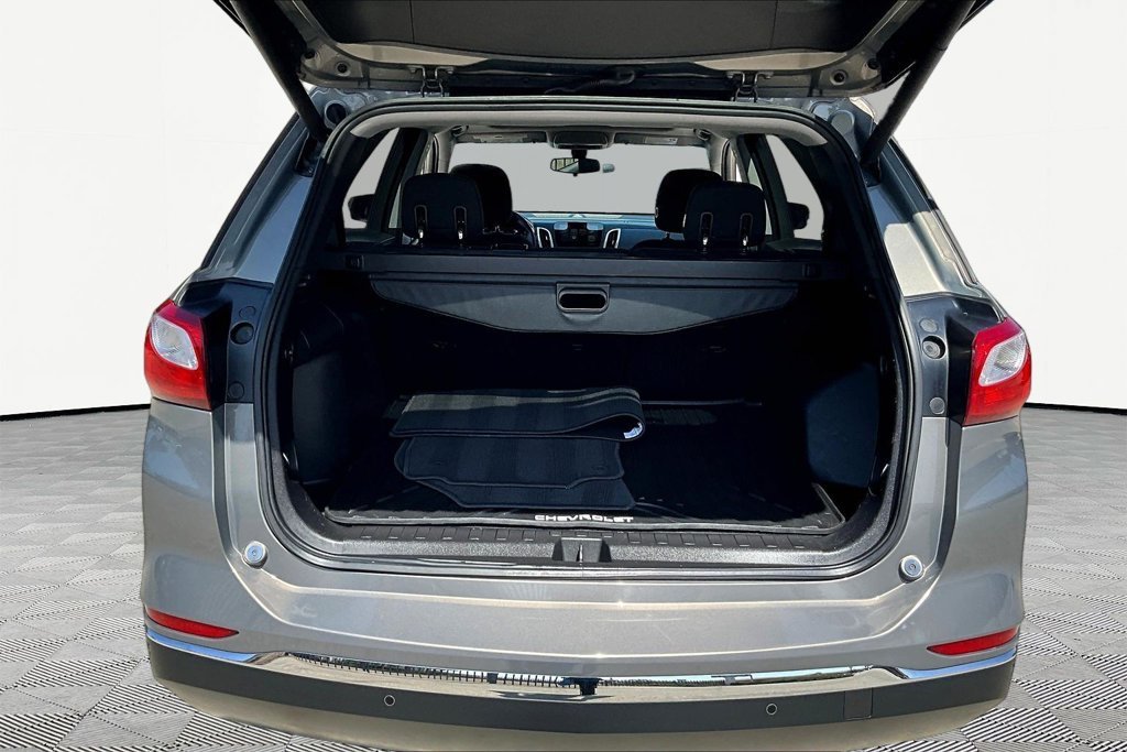 Used 2018 Gray Chevrolet LT image 26