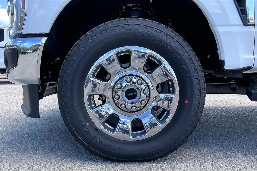 New 2026 Ford Super Duty F-250 Lariat 4D Crew Cab