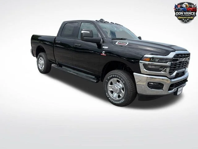 New 2026 Diamond Black Crystal Pearl-Coat Exterior Paint RAM Tradesman image 7