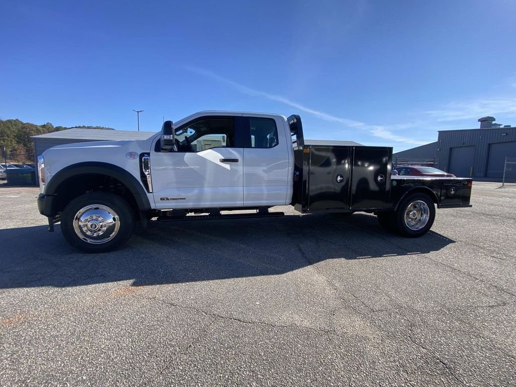 New 2026 Oxford White Ford F-550® XL image 6