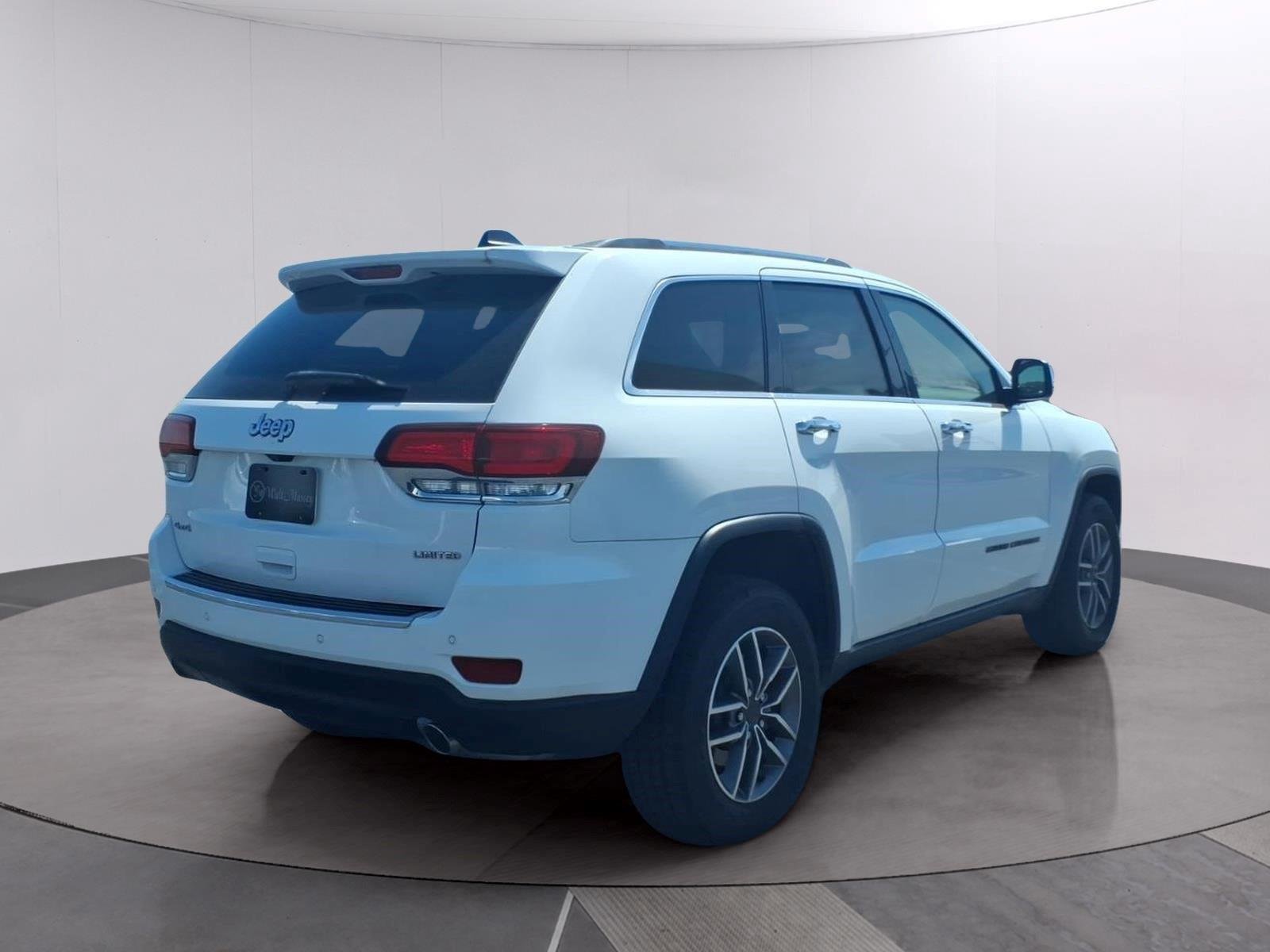 Used 2021 Bright White Clearcoat Jeep Limited image 5