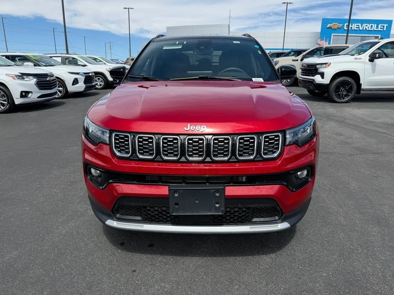 Used 2025 Red Hot Pearlcoat Jeep Limited image 8