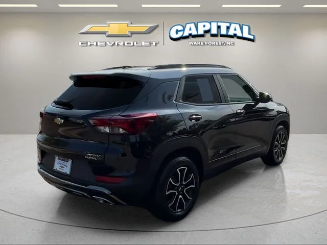Used 2021 Blue Chevrolet ACTIV image 5
