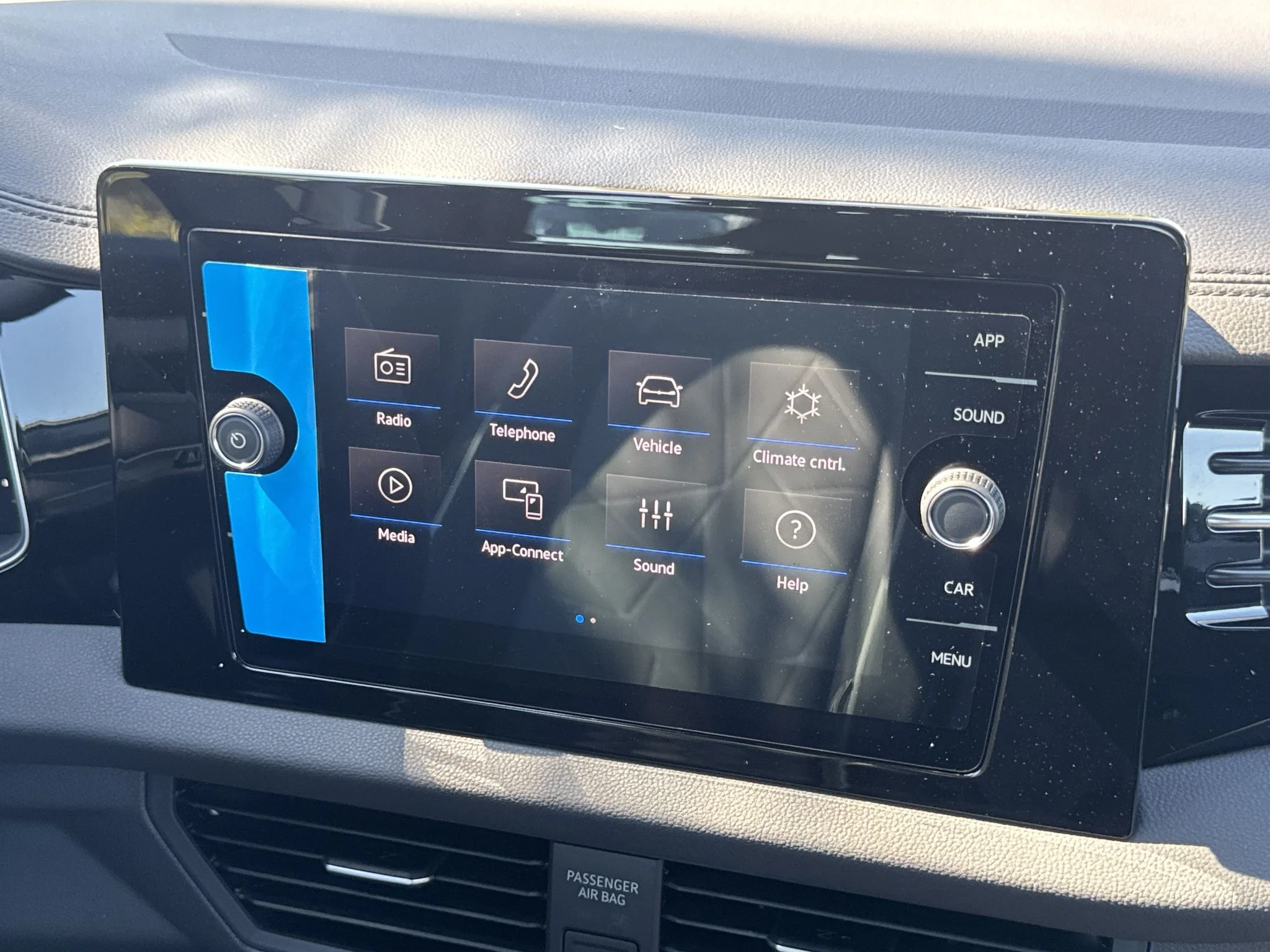 New 2027 Platinum Gray Metallic Volkswagen Sport image 24