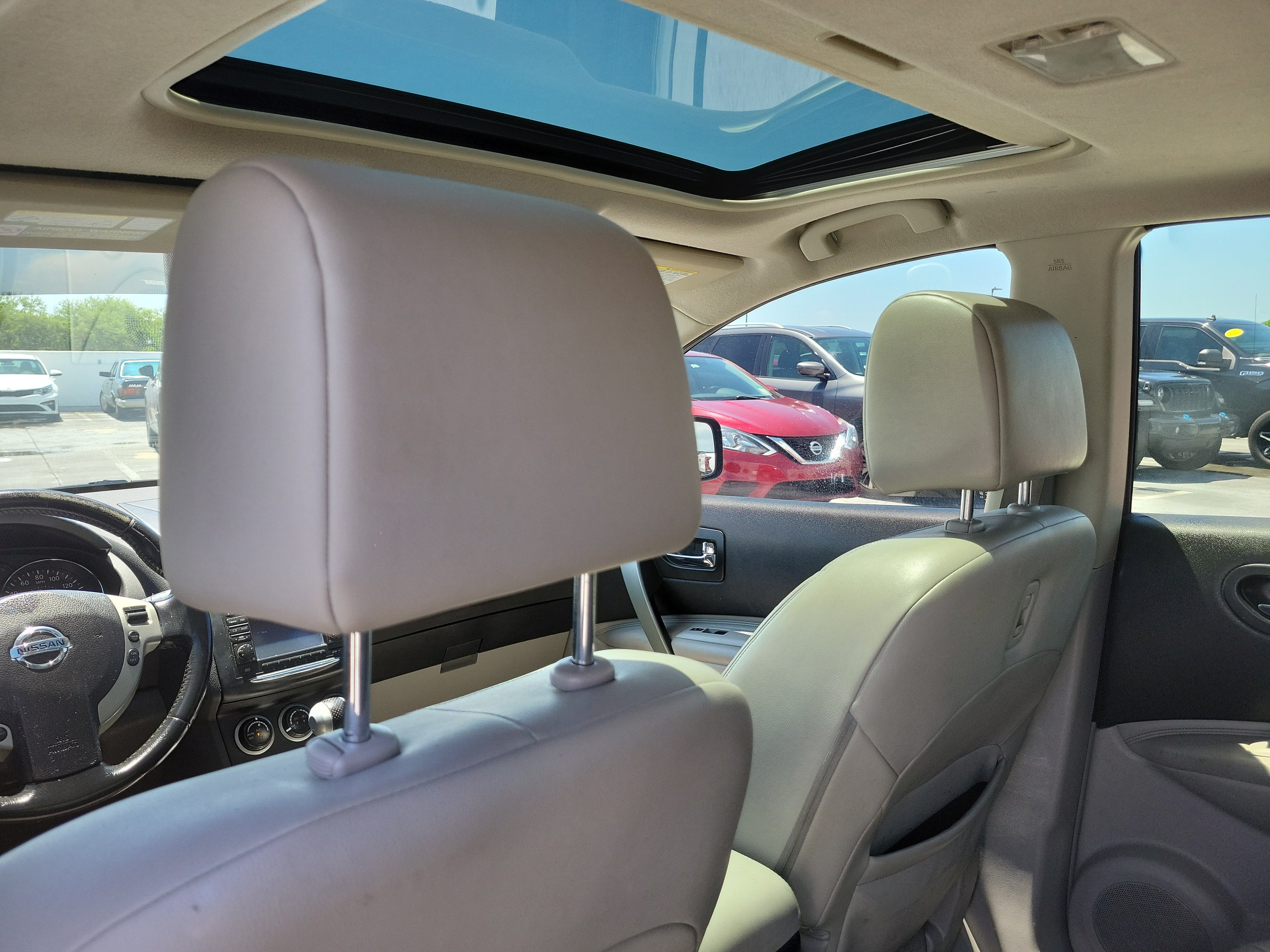 Used 2011 Indigo Blue Nissan SV image 14