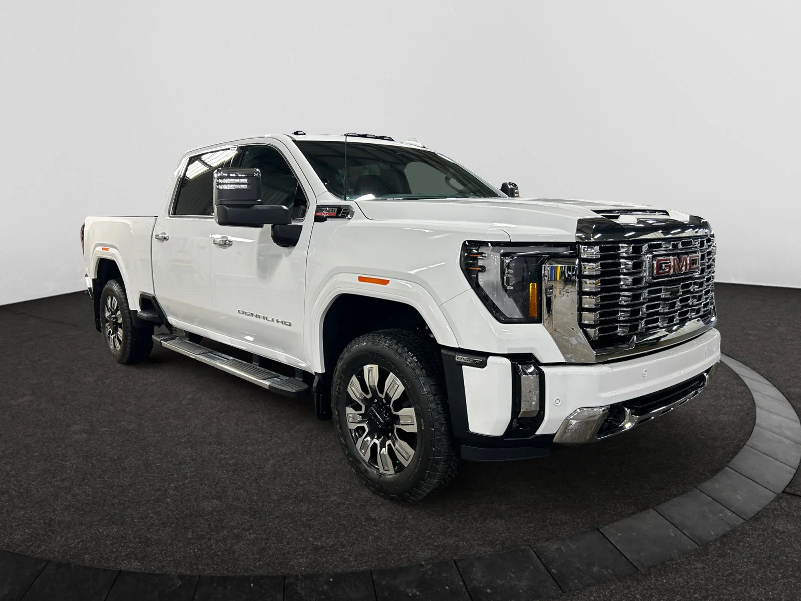 New 2026 Summit White GMC Denali image 7