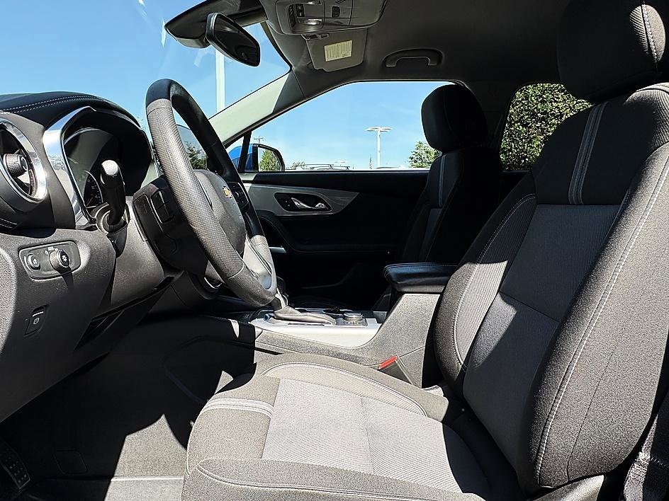 Used 2024 Riptide Blue Metallic Chevrolet LT image 8