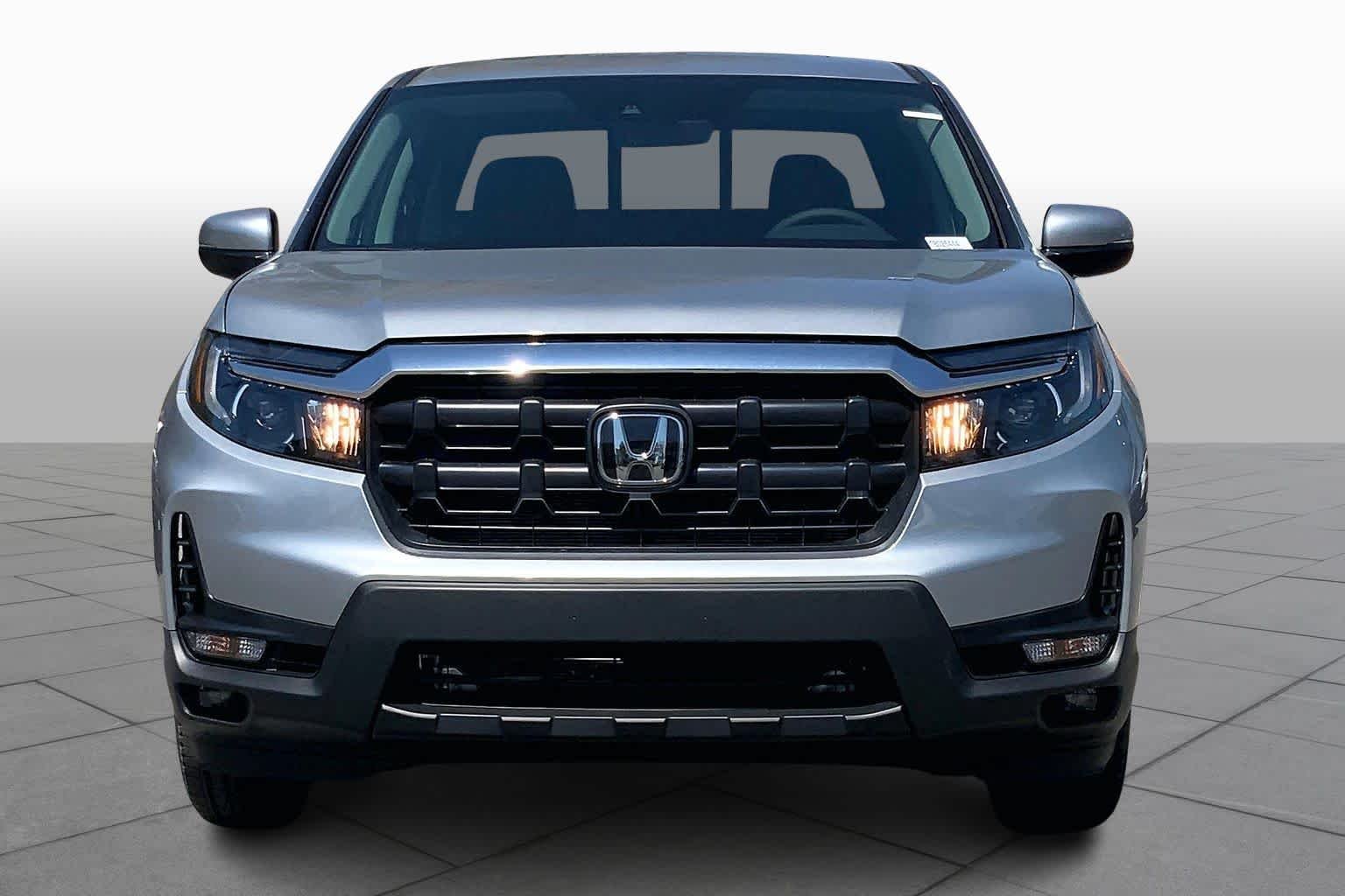 Used 2026 Solar Silver Metallic Honda RTL image 3