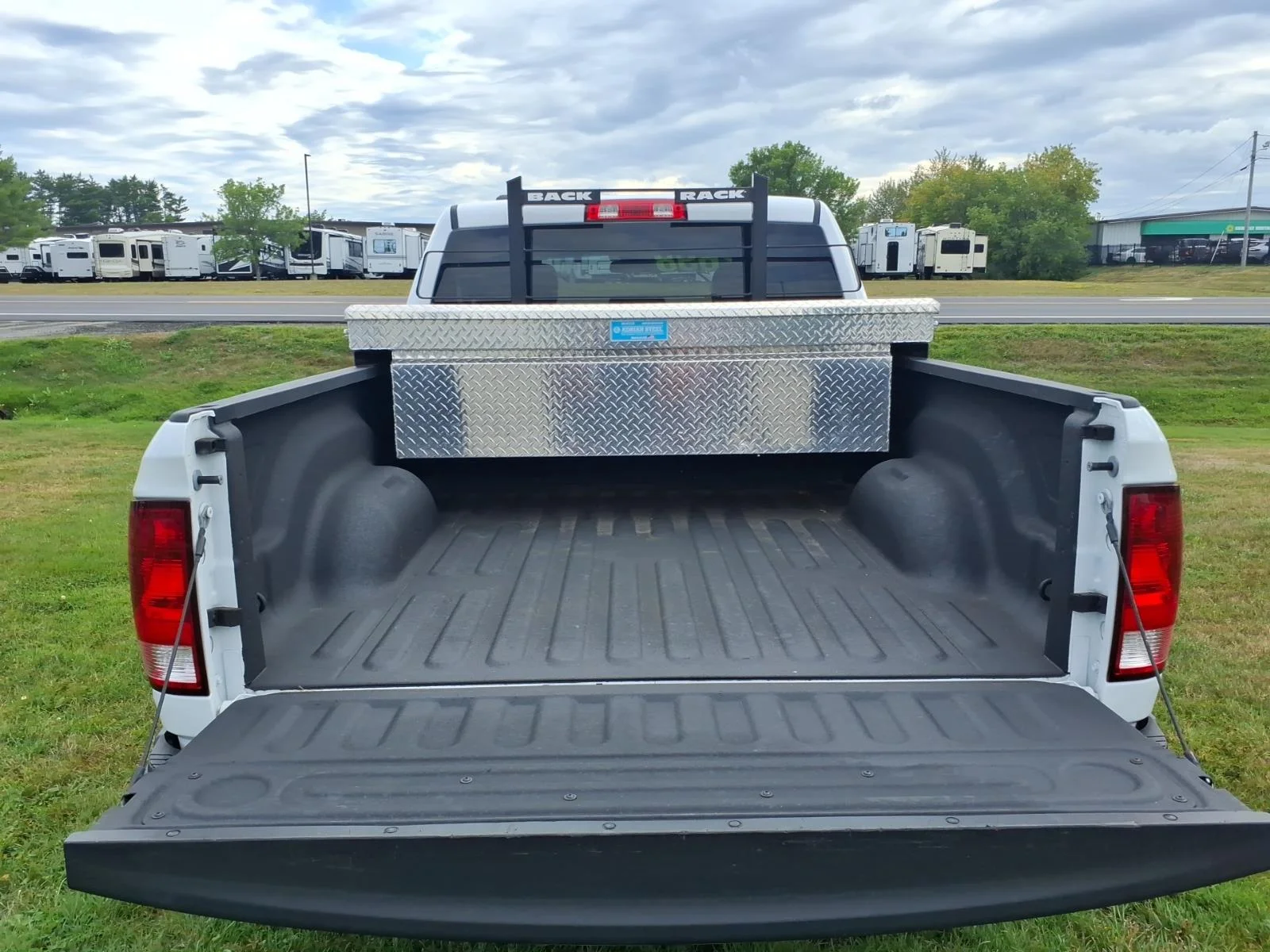 Used 2022 Bright White Clearcoat Ram Tradesman image 12