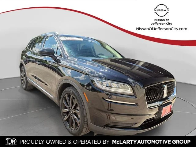 Used 2021 Black Lincoln Reserve image 1