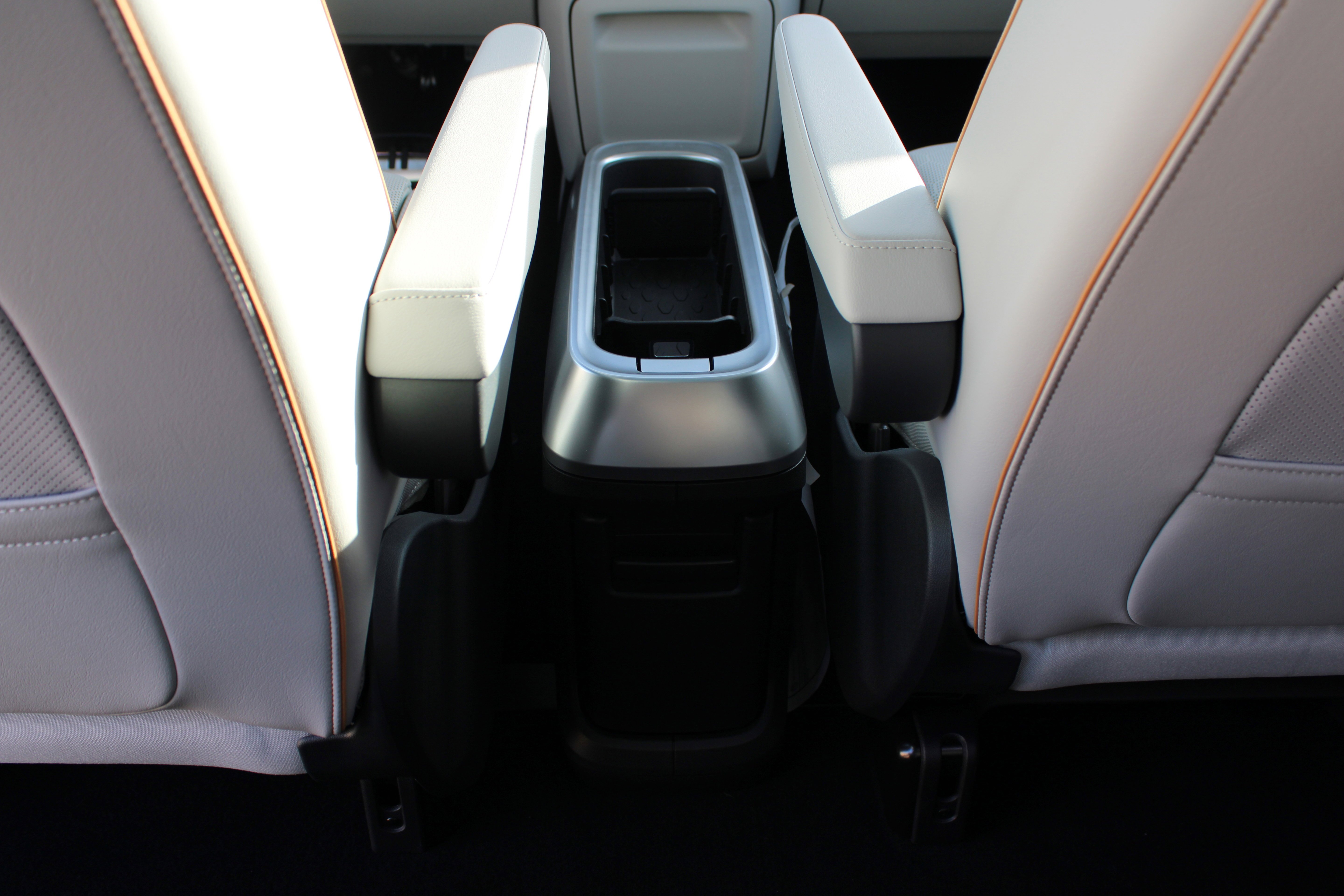 2025 Volkswagen ID. Buzz 1st Edition - Photo 17