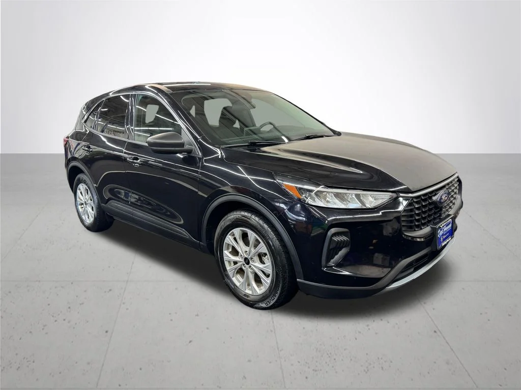 Used 2024 Black Ford Active image 10