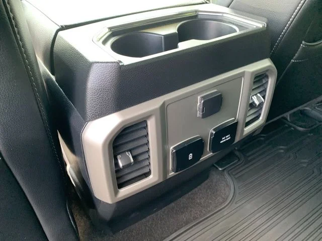 Used 2020 White Ford Lariat image 19