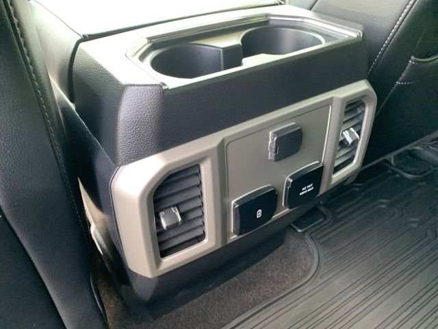 Used 2020 White Ford Lariat image 19