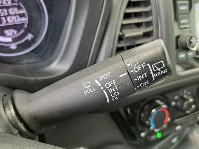 Used 2022  Honda LX image 11
