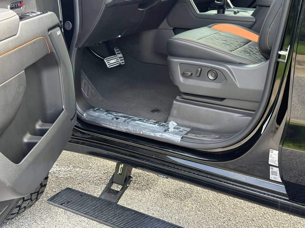 New 2026 Onyx Black GMC AT4 image 21