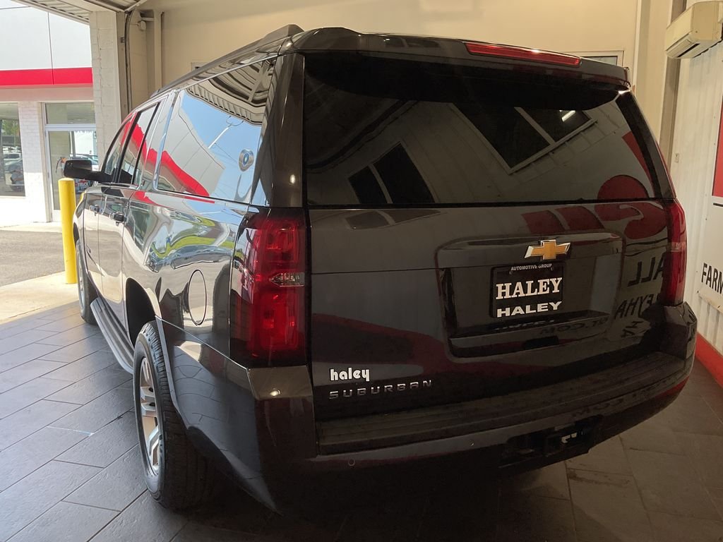 Used 2017 Gray Chevrolet LT image 6