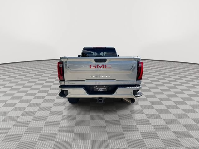 Used 2025 Sterling Metallic GMC Denali image 8