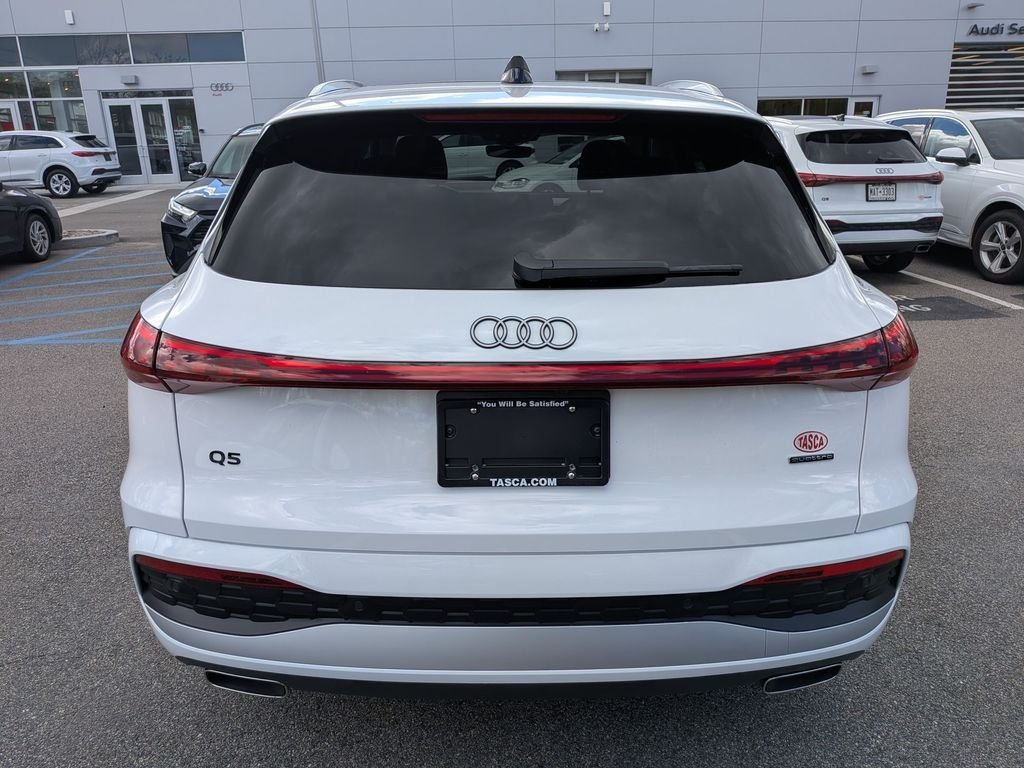 Used 2025 White Audi 2.0T Premium image 4