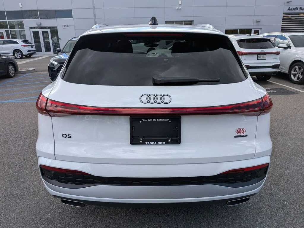 Used 2025 White Audi 2.0T Premium image 4