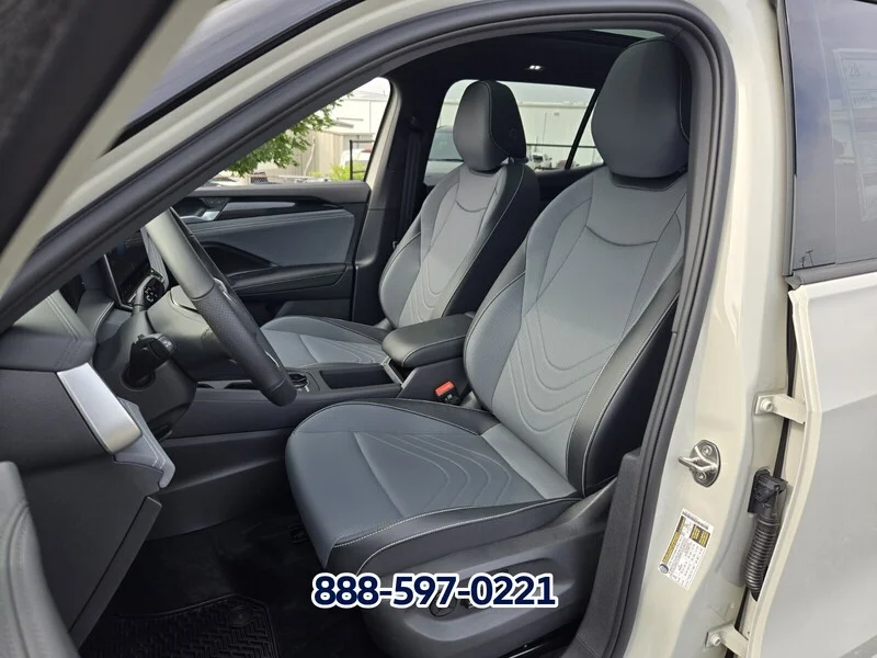 New 2026 Sandstone Volkswagen 2.0T SE image 6