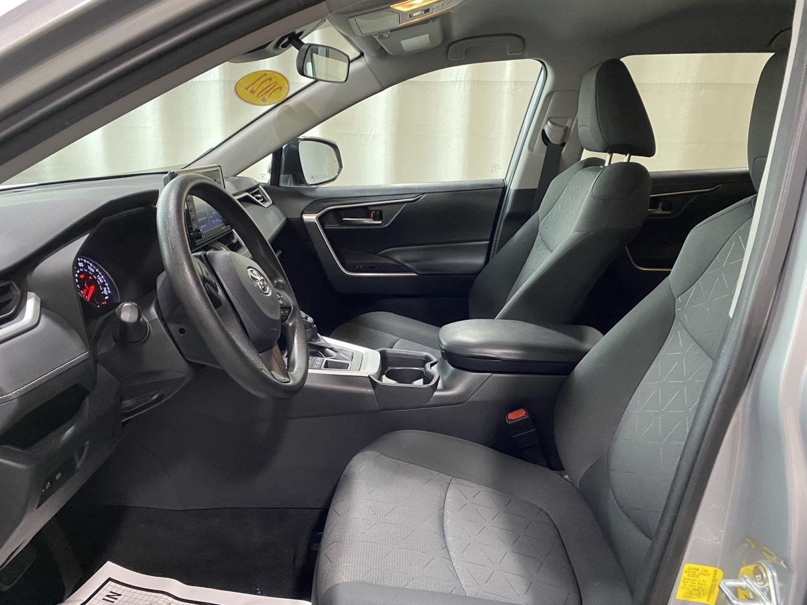 Used 2021 Silver Sky Metallic Toyota XLE image 17
