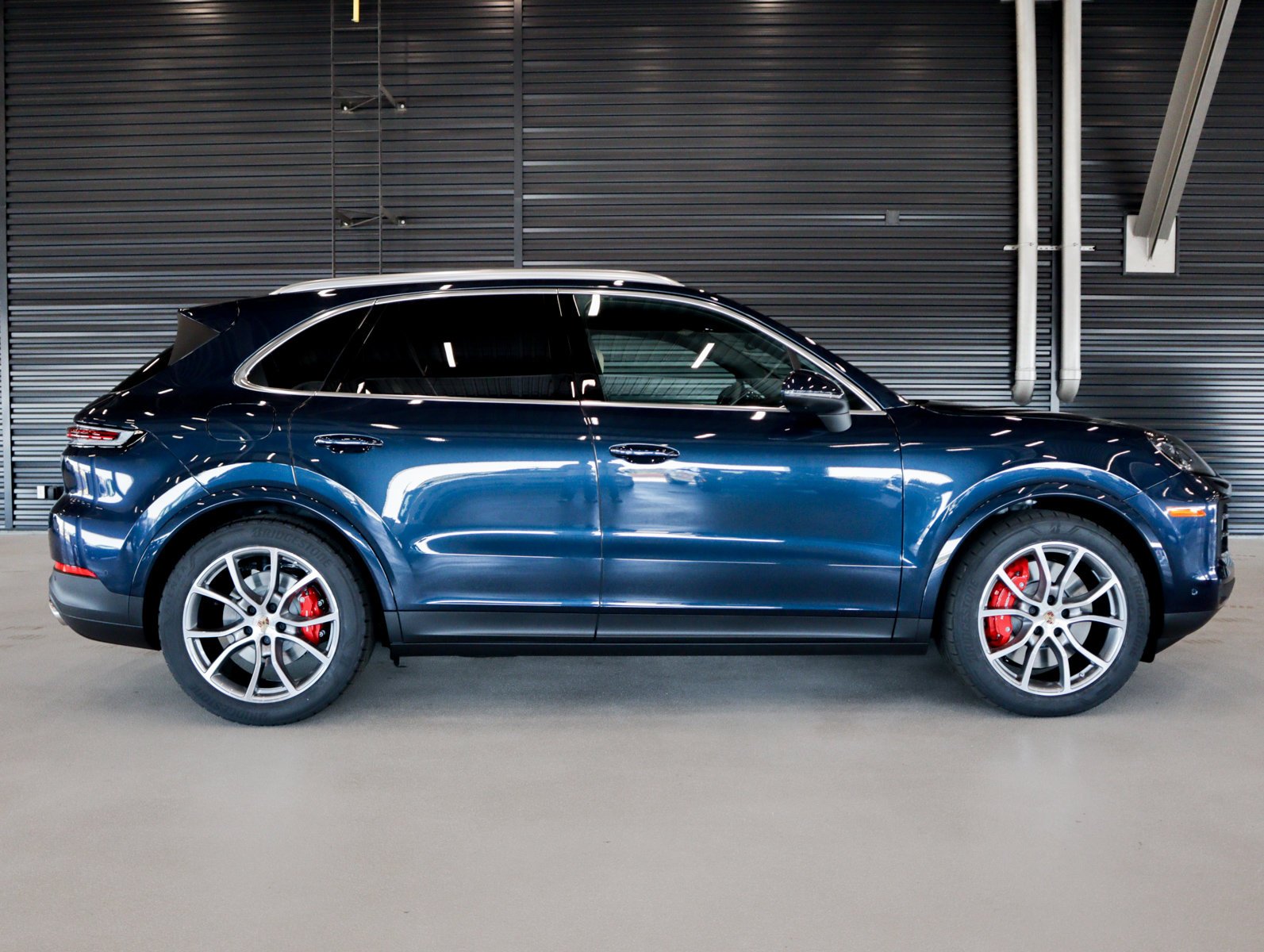 2025 Porsche Cayenne S - Photo 11