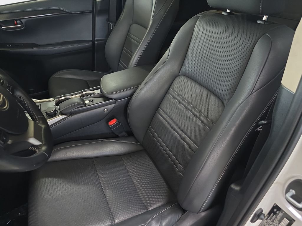 Used 2017 White Lexus 200t image 16