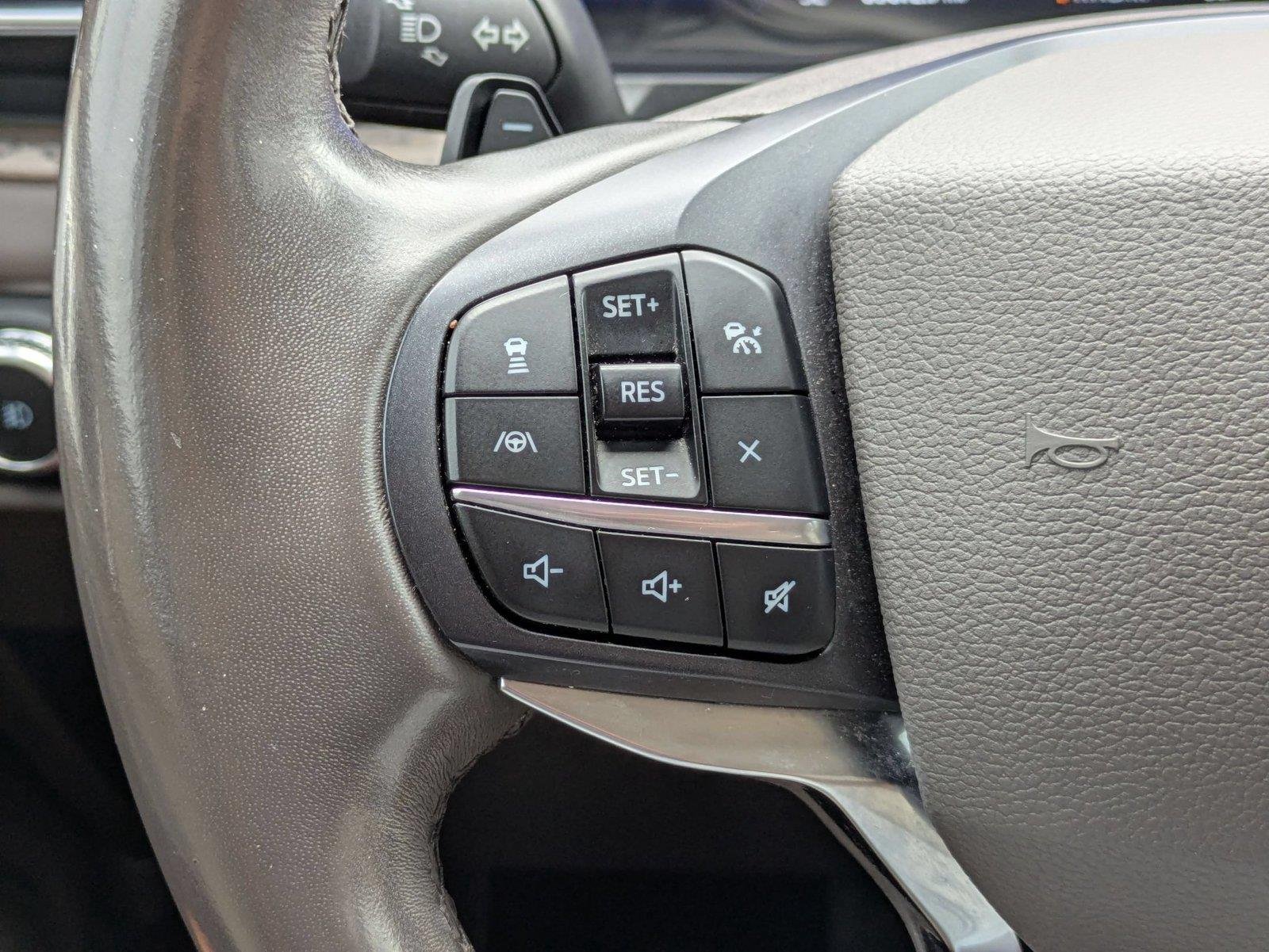 Used 2020 Silver Spruce Metallic Ford Platinum image 15