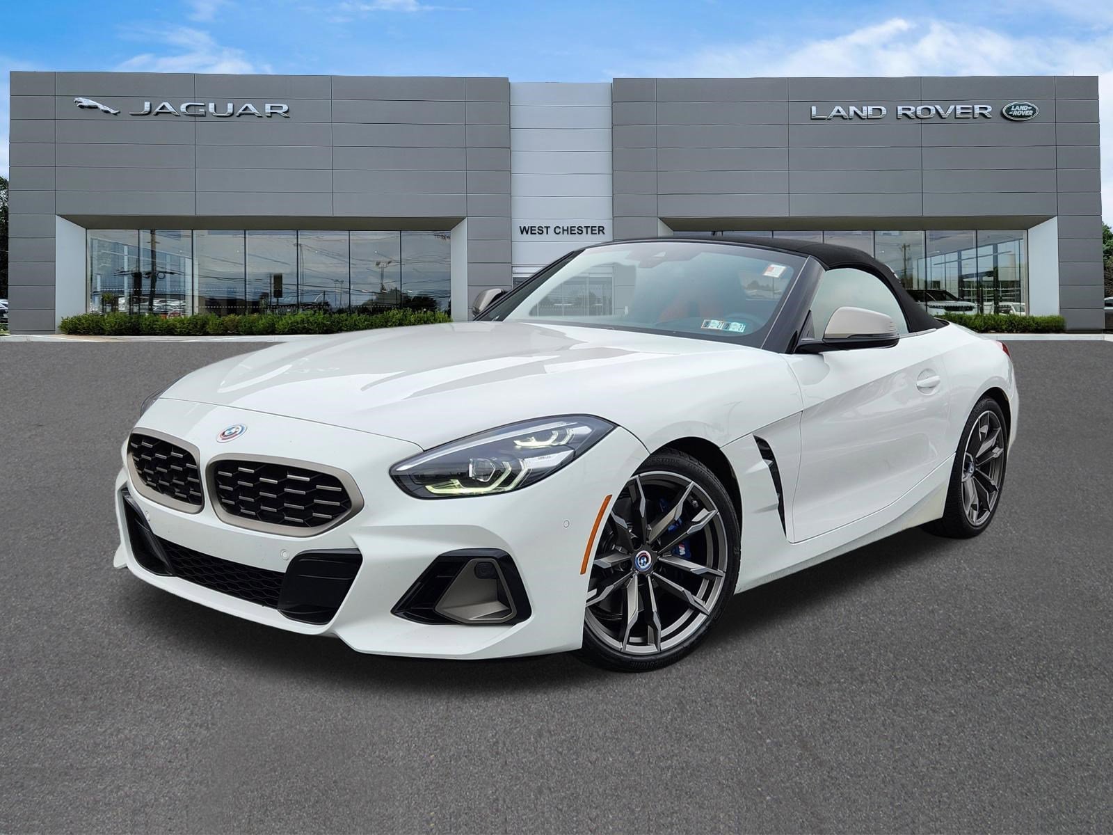2023 BMW Z4 M40i's photo