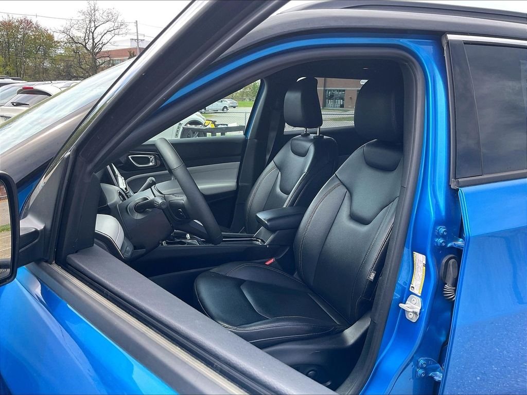 Used 2024 Blue Jeep Limited image 10