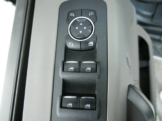 Certified Used 2020 Black Ford XLT image 24