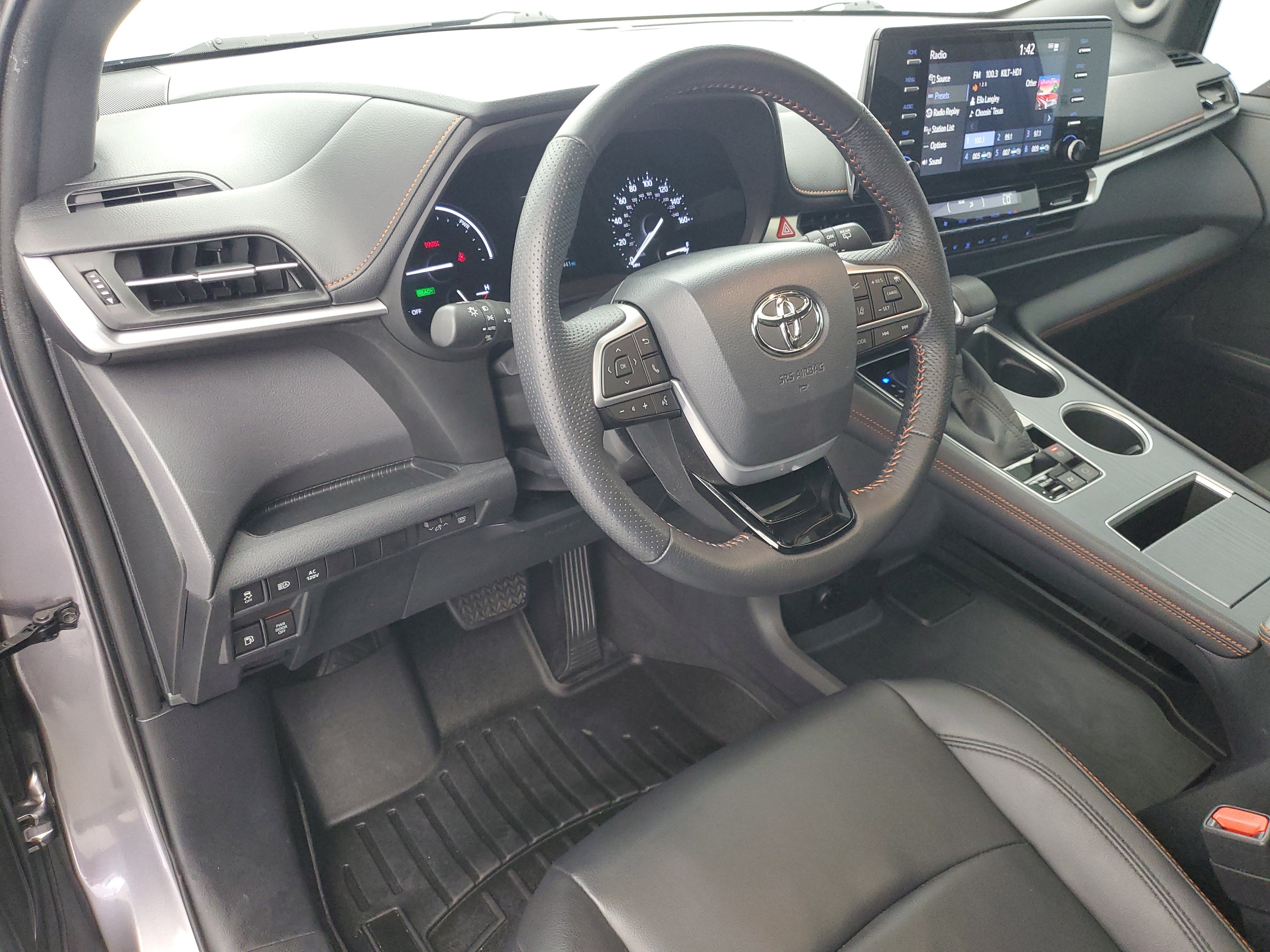 Used 2022 Predawn Gray Mica Toyota XSE image 18