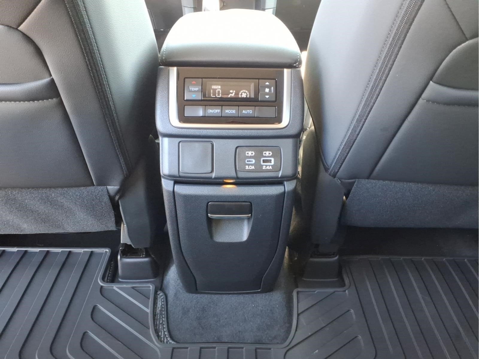 New 2027 DEEPWATER BLUE PEARL Subaru Premium 7-Passenger image 9