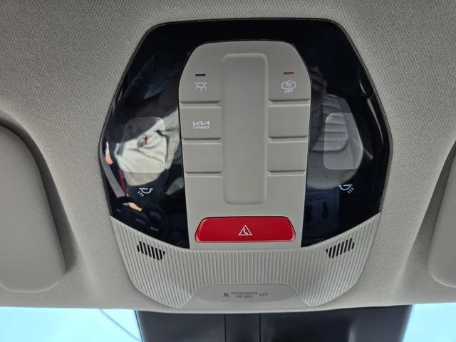 Used 2025 Red Kia EX image 26