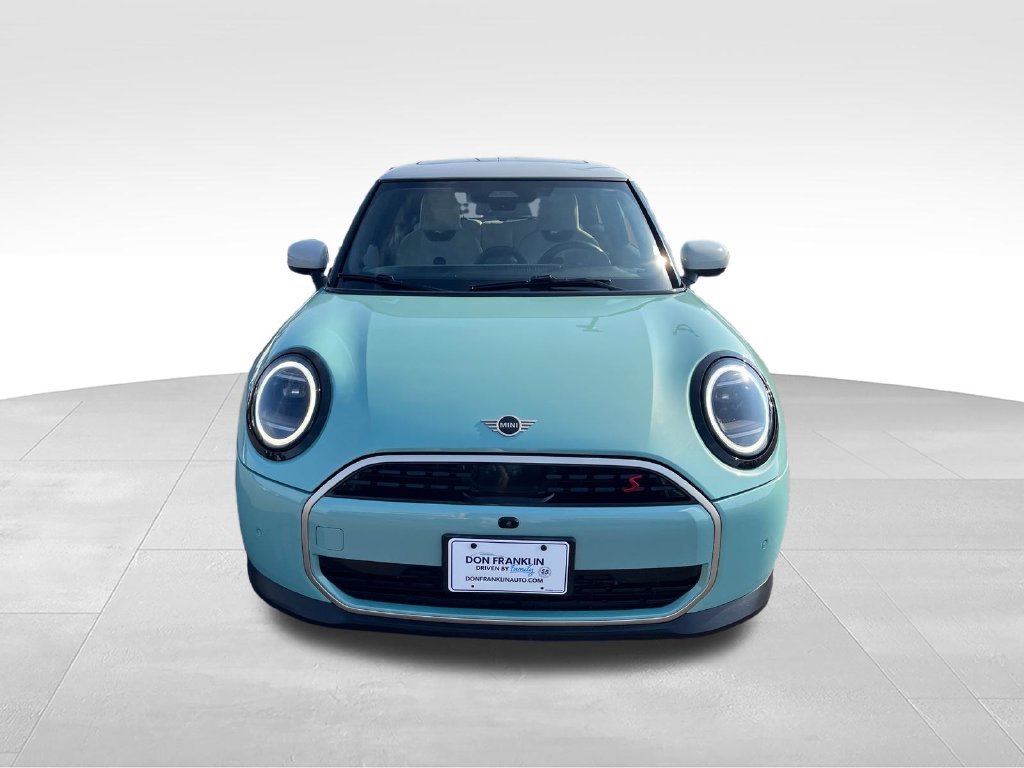 Used 2025 Green MINI Signature image 8
