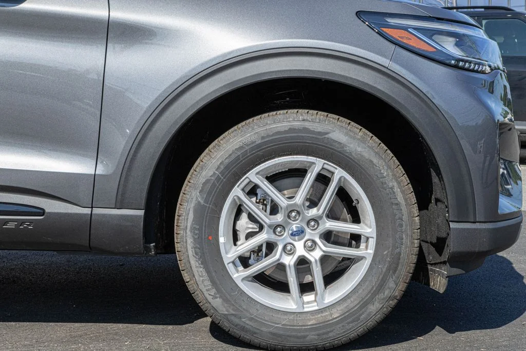 New 2026 Gray Ford Active image 26