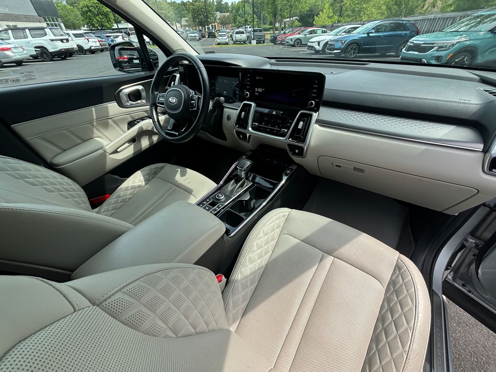 Used 2021 Silver Kia SX-Prestige image 17