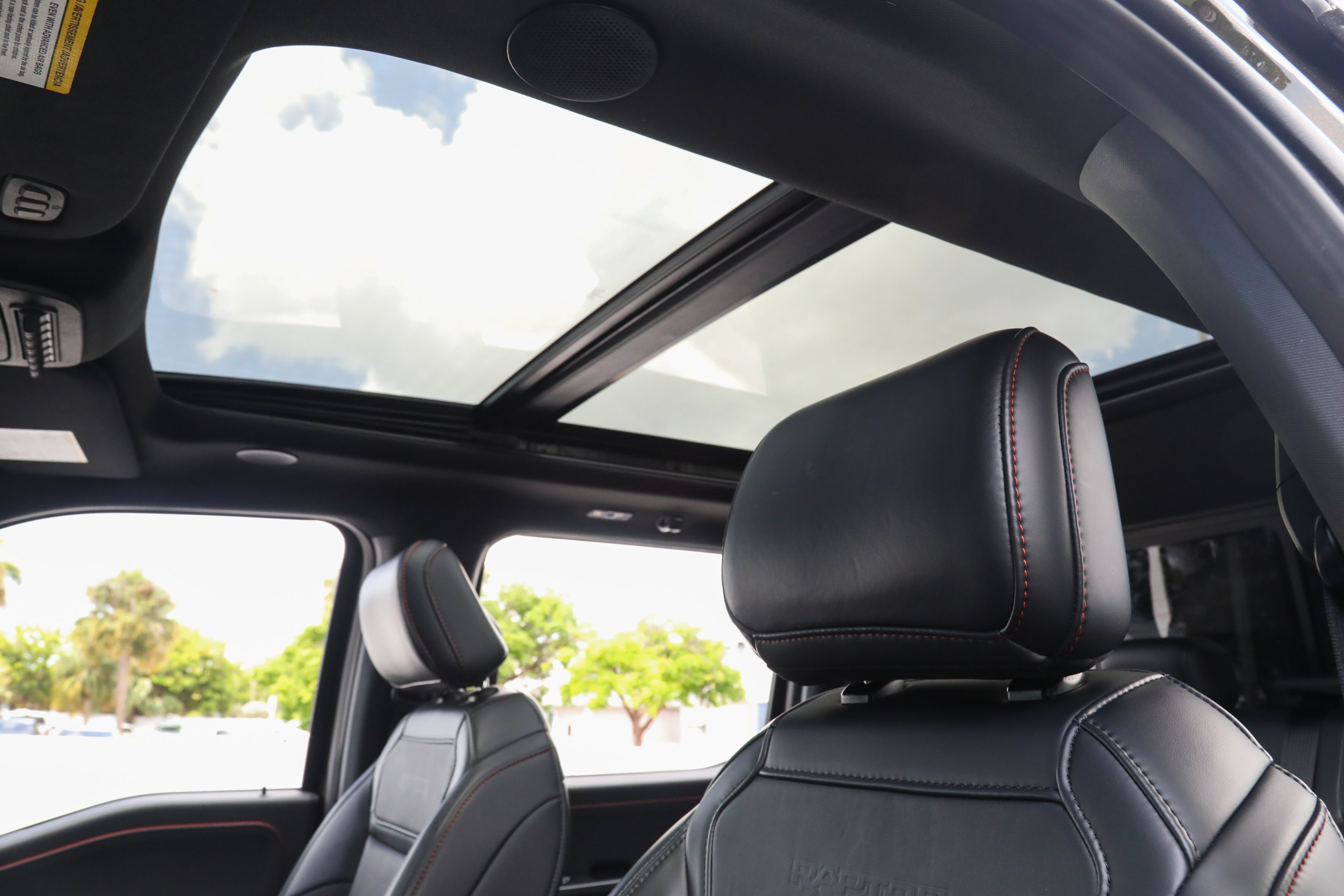 Used 2025 Green Ford Raptor image 19
