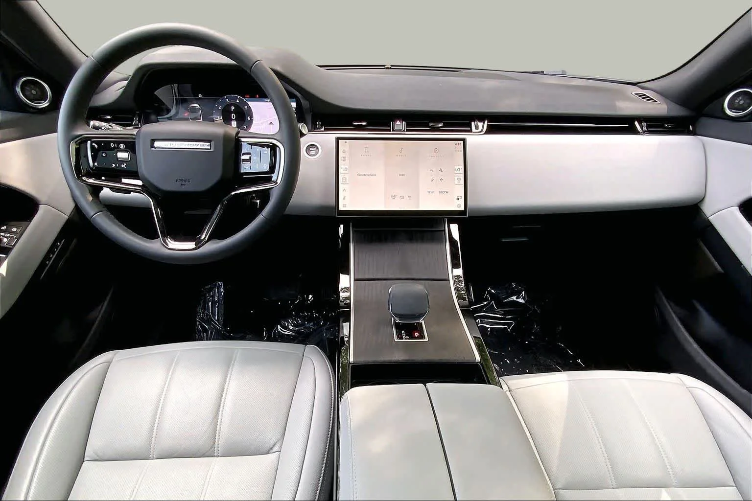 Used 2026 Arroios Grey Metallic Land Rover Core S image 15