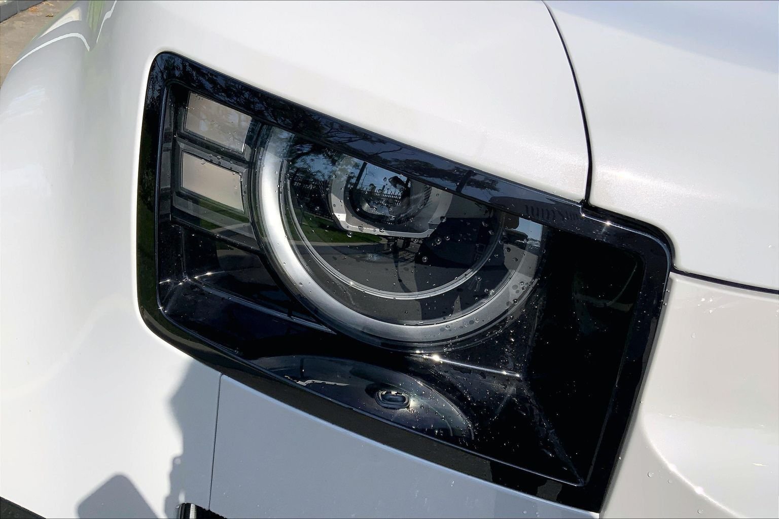 New 2026 Borasco Grey LAND ROVER X-Dynamic SE image 13