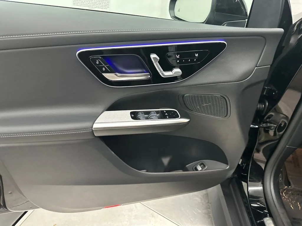 New 2026 Black Mercedes-Benz GLC 300 image 14
