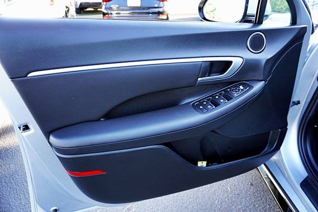 Used 2024 Silver Hyundai SEL image 20