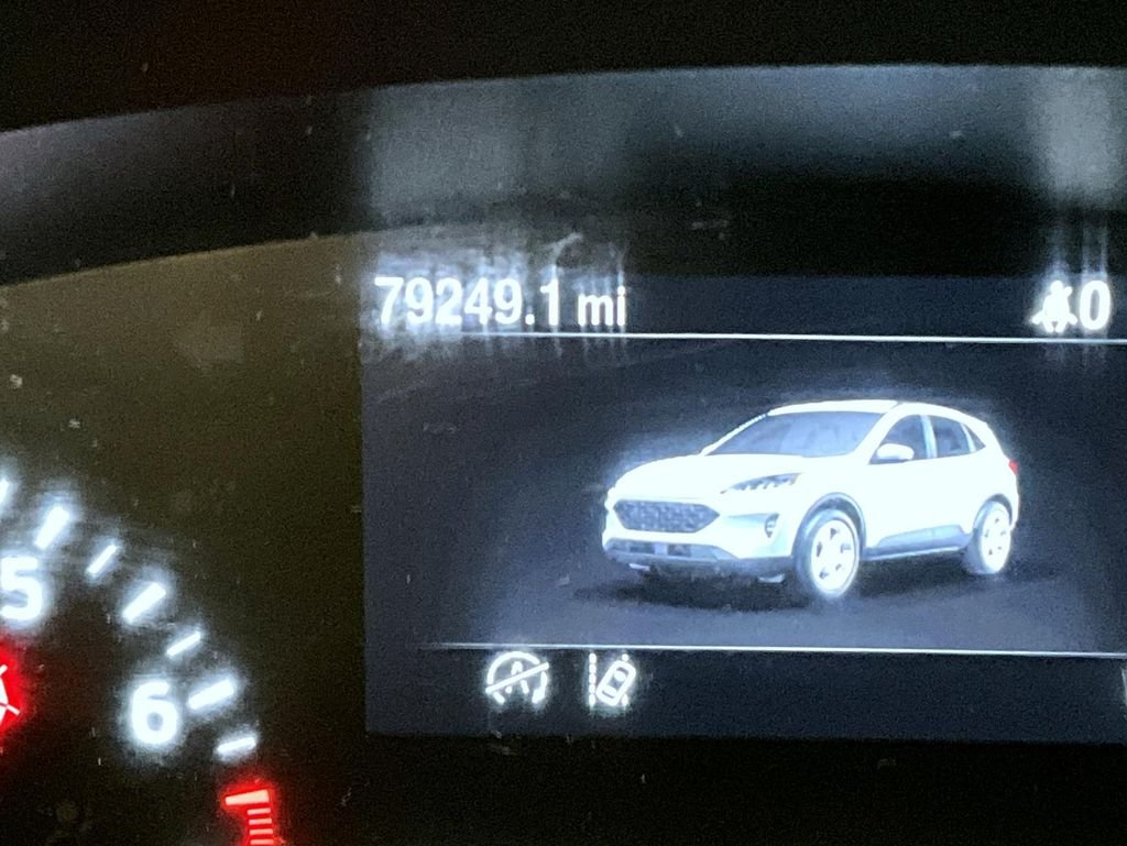 Used 2020 Silver Ford SEL image 14