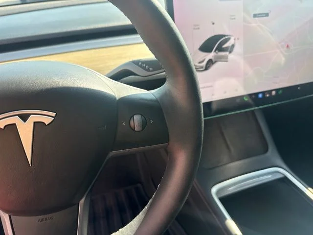 Used 2021  Tesla Performance image 14