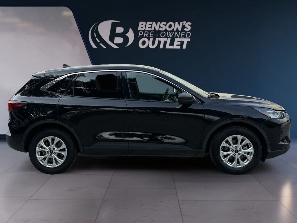 Used 2024 Black Ford Active image 6