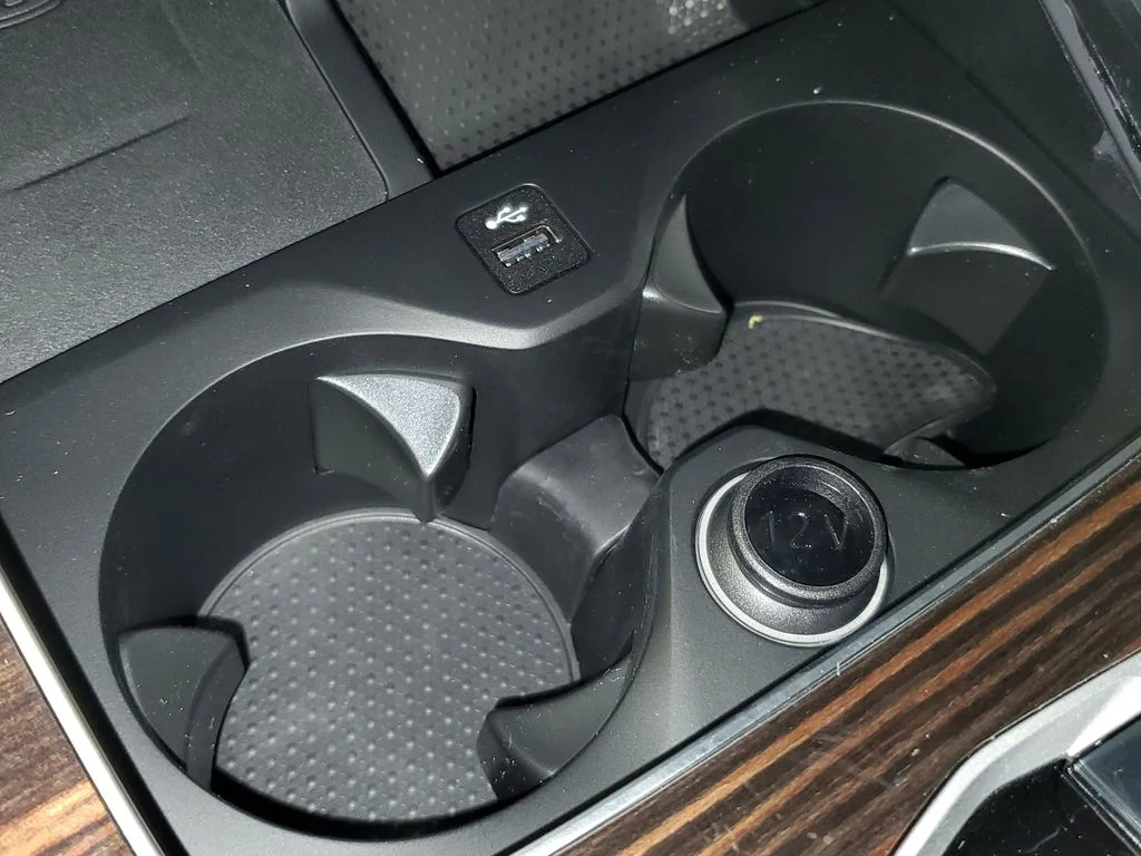 New 2026 White BMW sDrive40i image 24