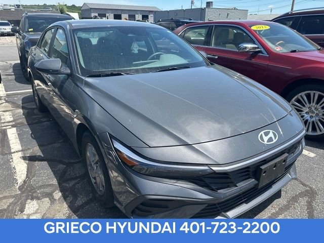 2024 Hyundai Elantra 2.0 SE IVT's photo
